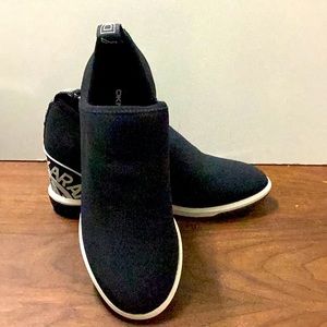 Dkny women’s slip on shoes